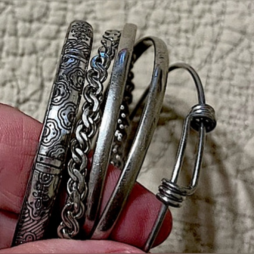 Elegant Silver Bangle Set
